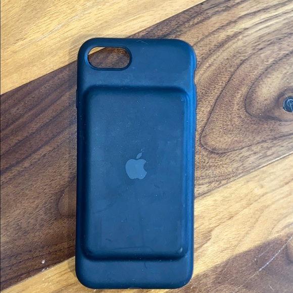 Apple Accessories - Apple iPhone 7 & 8 Charging Case